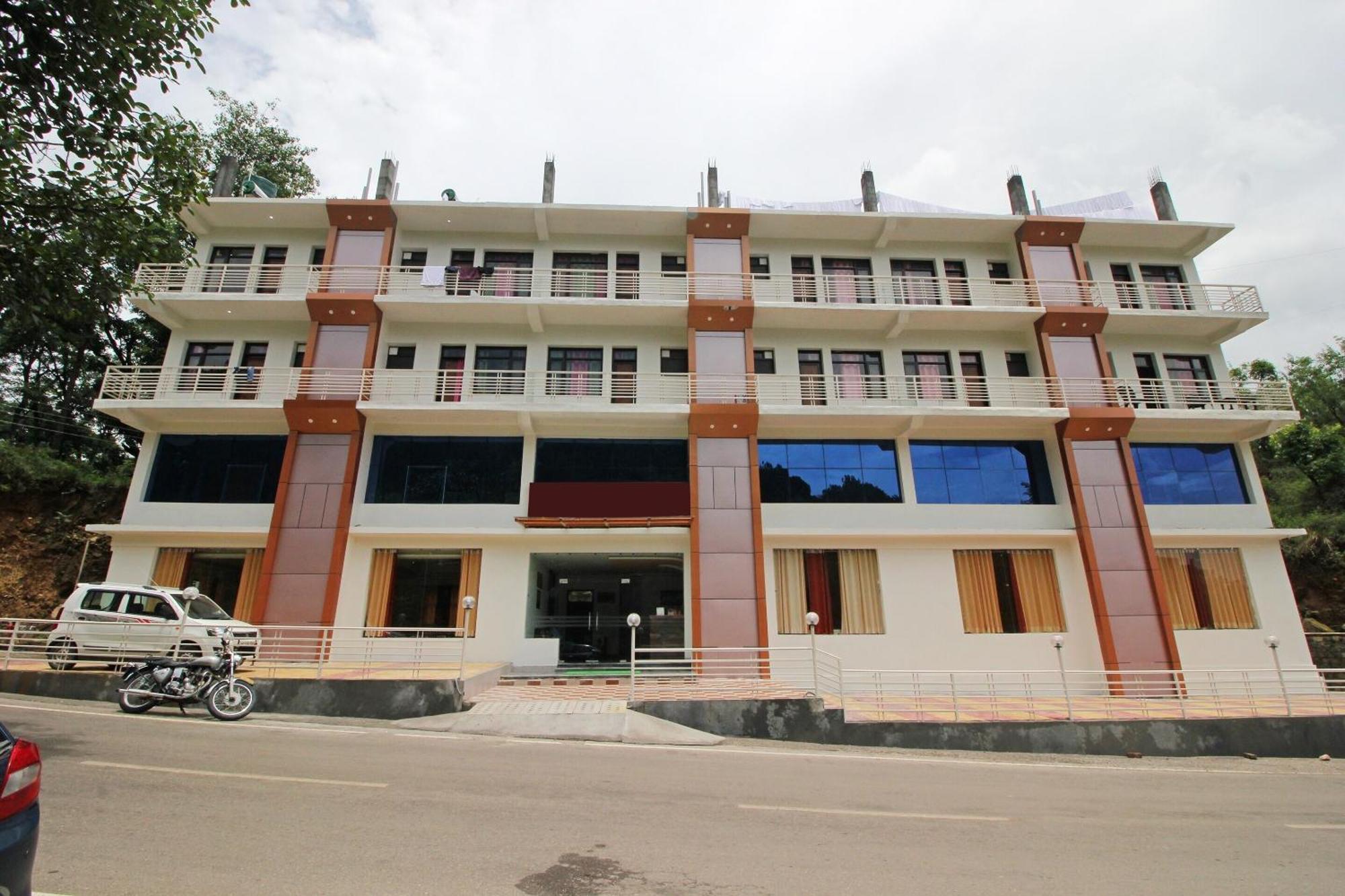 Oyo Hotel Chandni Dharamshala Exterior foto