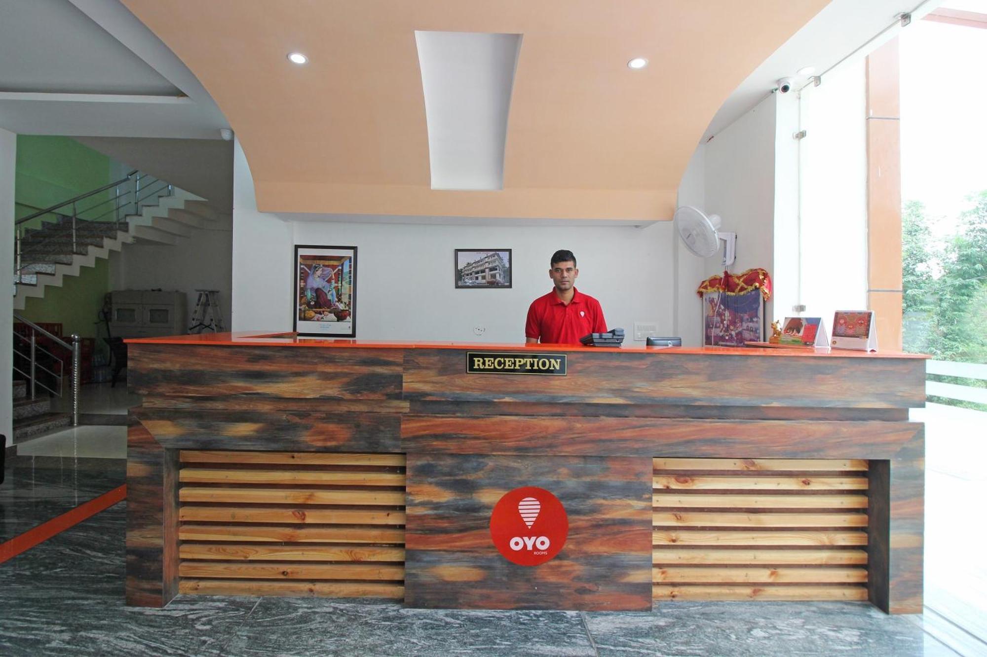 Oyo Hotel Chandni Dharamshala Exterior foto
